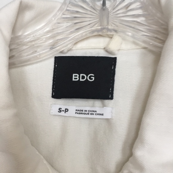 BDG/ Urban Outfitters white denim jacket - Picture 5 of 7